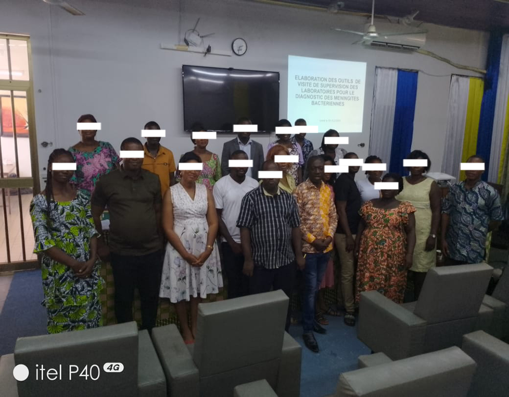 l'Elaboration des outils de visites de supervision des laboratoires pour le diasgnostic des Meningites Bactériennes